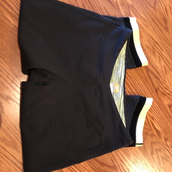 Lucy PowerMax Women's Capri yoga pants - Picture 5 of 6